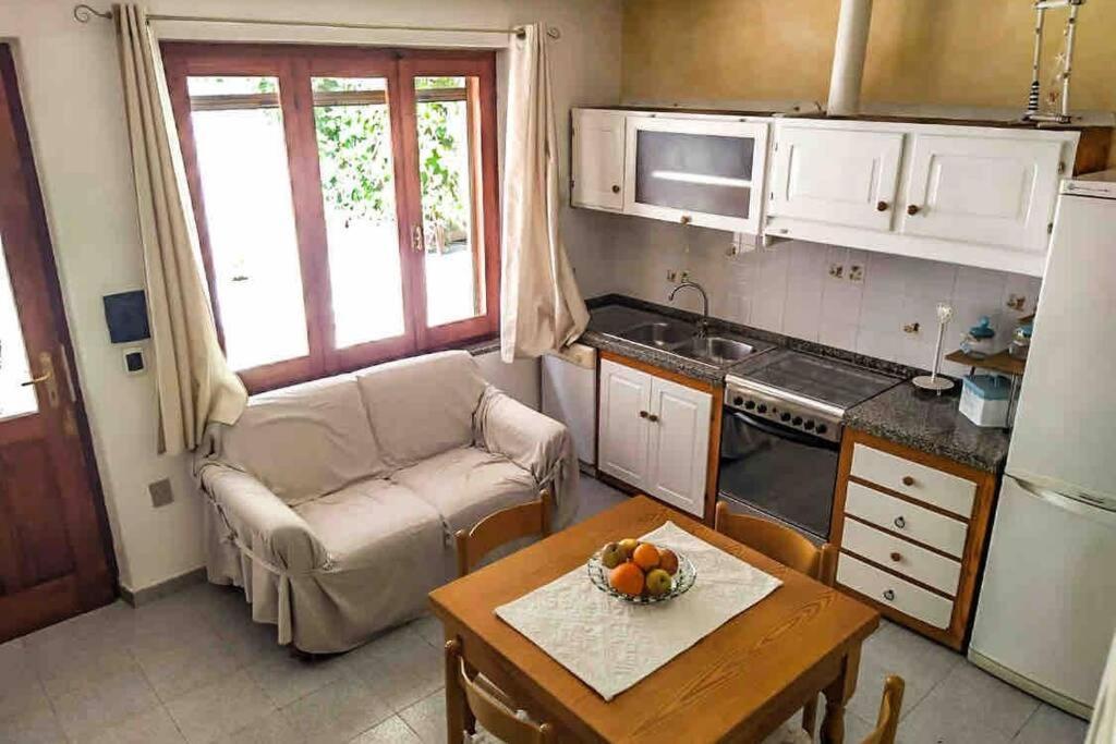 Casa Maddalenina Con Giardino, Vicino Al Mare! Appartement La Maddalena  Buitenkant foto