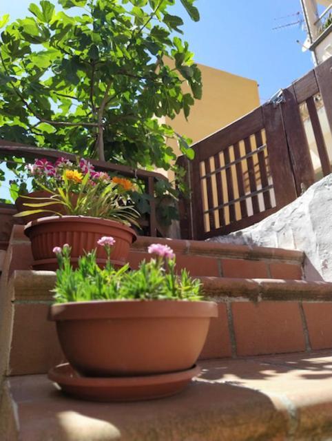 Casa Maddalenina Con Giardino, Vicino Al Mare! Appartement La Maddalena  Buitenkant foto